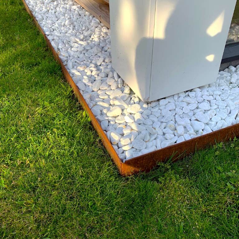 Trávnikové obruby z cortenovej ocele sploštené 13 cm (dĺžka 150 cm)
