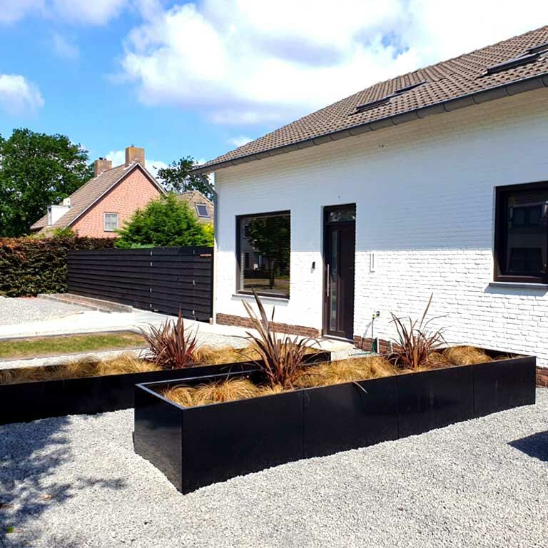 Práškom lakovaný oceľový kvetináč Texas xxl 480 x 100 cm