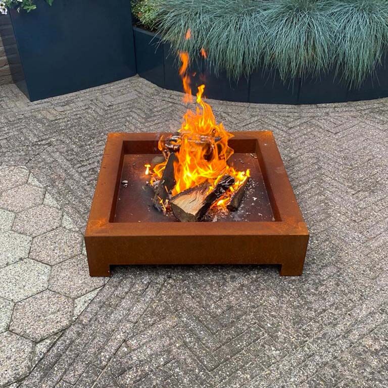 ohnisko Oceľ Corten Detroit (štvorcová)