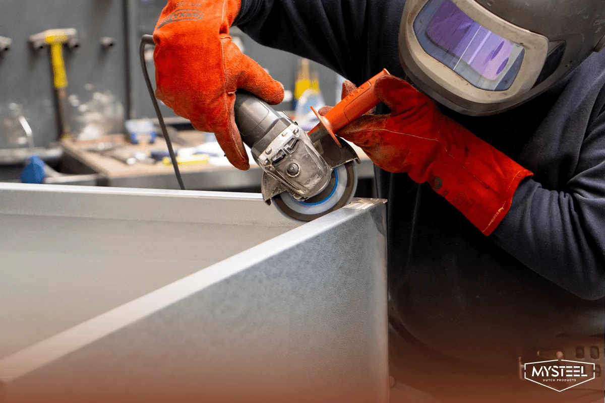 Spracovanie cortenovej ocele ako profesionál: brúsenie, vŕtanie, rezanie a ďalšie