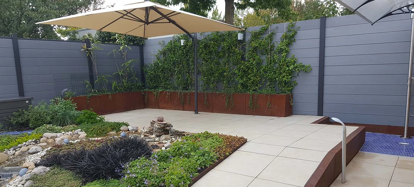 Cortenová oceľ v záhrade: moderná revolúcia v dizajne záhrady